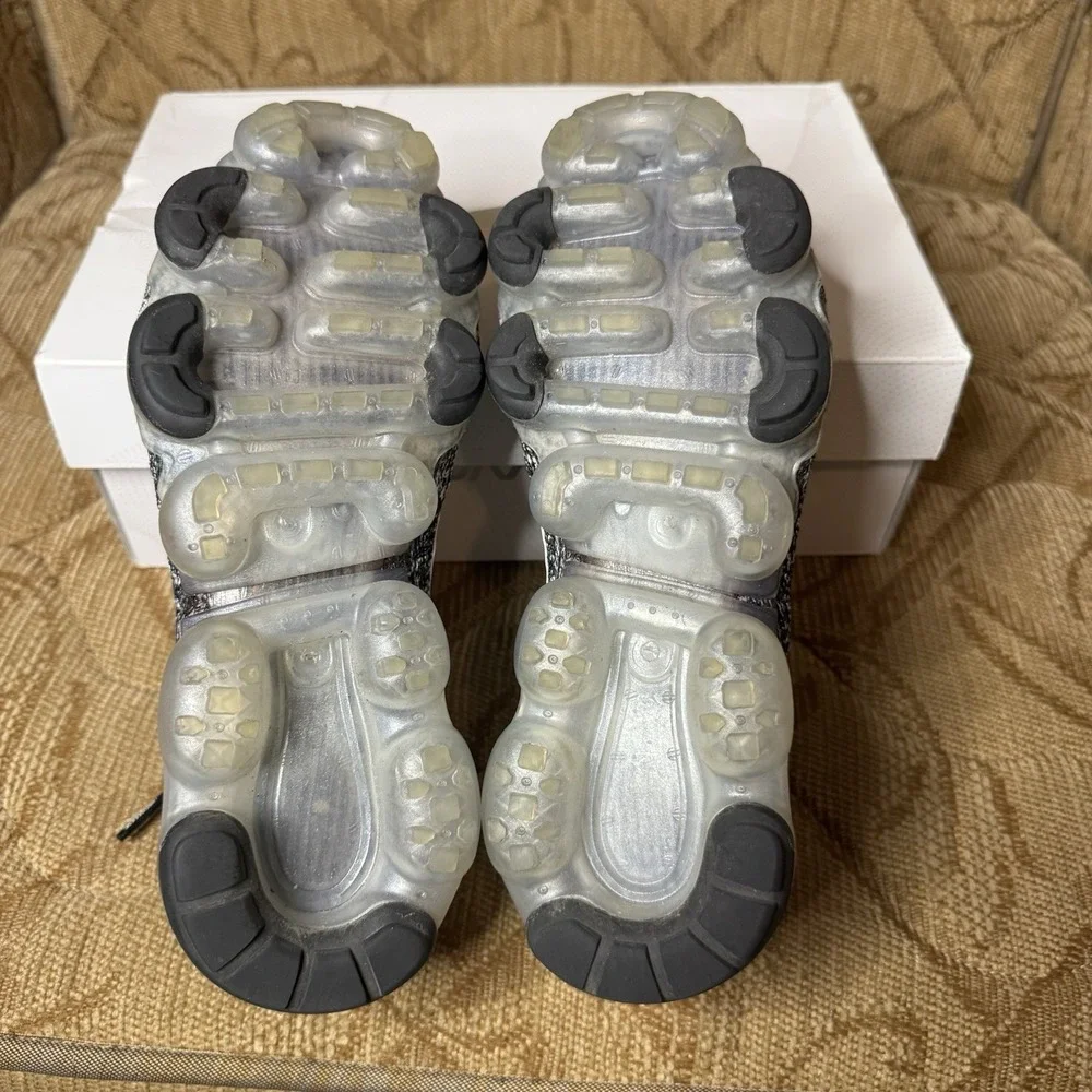 Nike Air‎ VaporMax Flyknit 3 Oreo Womens Size 7 Black Running Shoes Sneakers